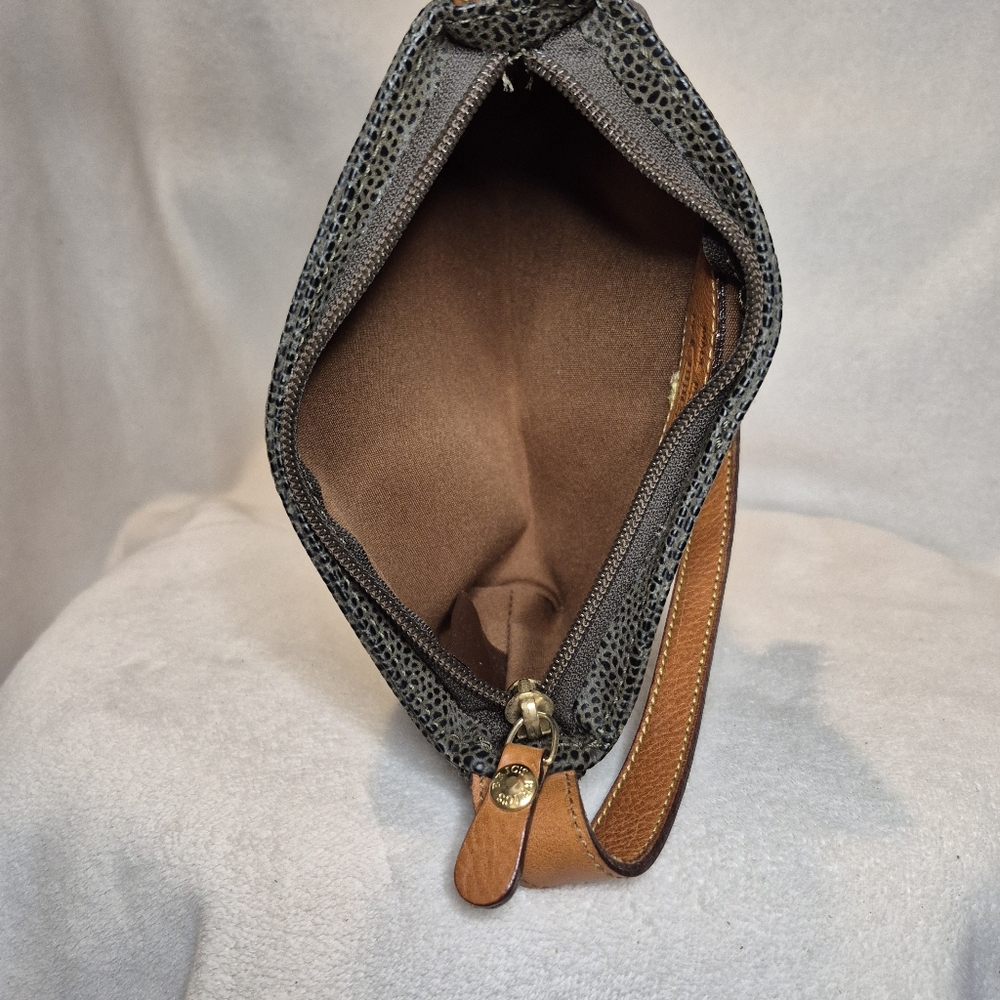 Bric's 8 Inch Brown/Grey Small Zippered Travel Bag - Picture 5 of 10
